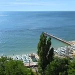 жк калипсо с террасой и видом на море Appartamento *